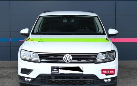 Volkswagen Tiguan II, 2019 год, 2 699 000 рублей, 2 фотография