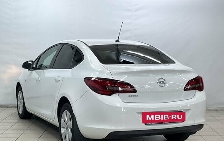 Opel Astra J, 2014 год, 899 000 рублей, 5 фотография