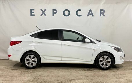 Hyundai Solaris II рестайлинг, 2015 год, 995 000 рублей, 4 фотография