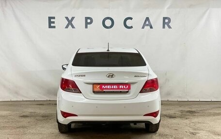 Hyundai Solaris II рестайлинг, 2015 год, 995 000 рублей, 6 фотография