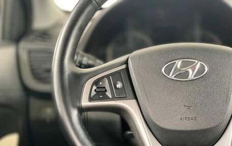Hyundai Solaris II рестайлинг, 2015 год, 995 000 рублей, 14 фотография