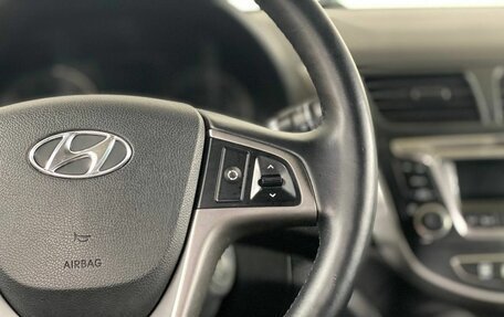 Hyundai Solaris II рестайлинг, 2015 год, 995 000 рублей, 15 фотография