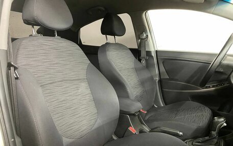 Hyundai Solaris II рестайлинг, 2015 год, 995 000 рублей, 12 фотография