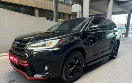 Toyota Highlander III, 2020 год, 3 100 000 рублей, 1 фотография