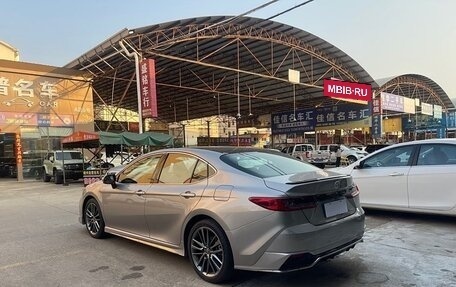 Toyota Camry, 2024 год, 3 900 000 рублей, 4 фотография