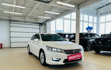 Honda Accord IX рестайлинг, 2013 год, 2 049 900 рублей, 8 фотография