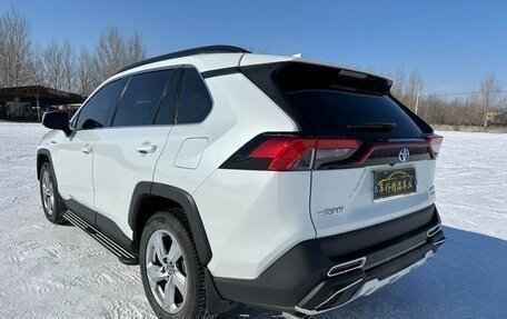 Toyota RAV4, 2021 год, 2 623 000 рублей, 5 фотография