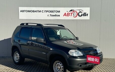 Chevrolet Niva I рестайлинг, 2016 год, 775 000 рублей, 3 фотография