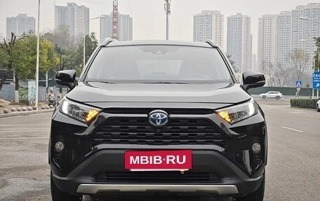 Toyota RAV4, 2021 год, 3 100 123 рублей, 2 фотография