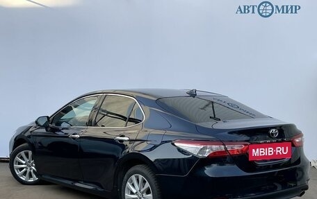 Toyota Camry, 2018 год, 2 540 000 рублей, 7 фотография