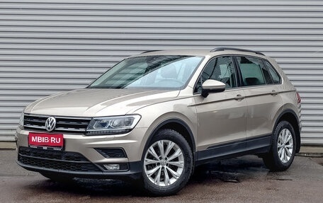 Volkswagen Tiguan II, 2020 год, 2 500 000 рублей, 1 фотография