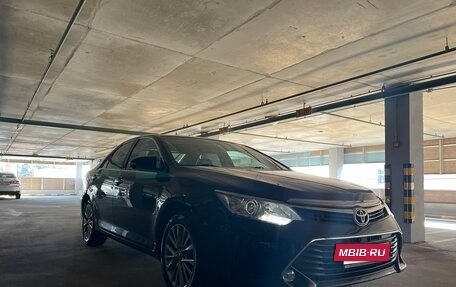 Toyota Camry, 2017 год, 2 500 000 рублей, 7 фотография