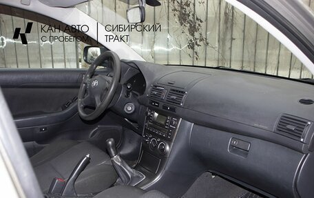 Toyota Avensis III рестайлинг, 2007 год, 590 000 рублей, 4 фотография