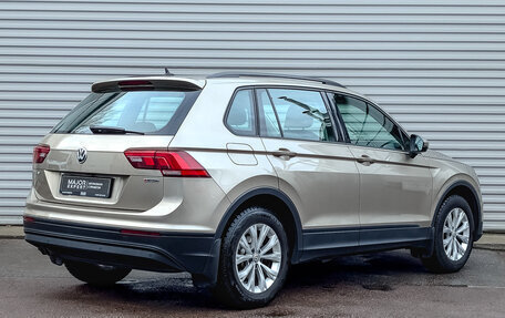 Volkswagen Tiguan II, 2020 год, 2 500 000 рублей, 5 фотография