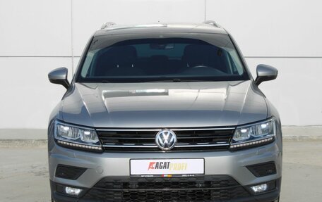 Volkswagen Tiguan II, 2019 год, 2 590 000 рублей, 2 фотография