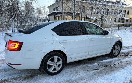 Skoda Octavia, 2017 год, 1 880 000 рублей, 5 фотография