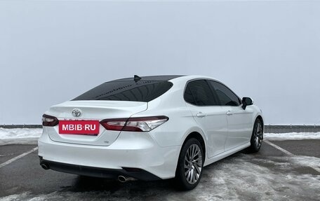 Toyota Camry, 2020 год, 2 990 000 рублей, 2 фотография