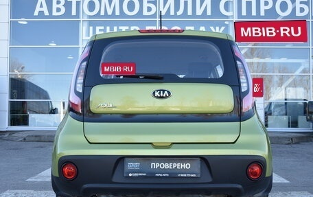 KIA Soul II рестайлинг, 2017 год, 1 590 000 рублей, 6 фотография