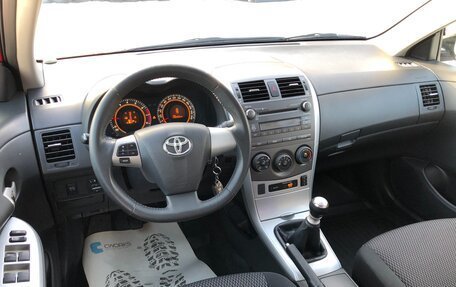 Toyota Corolla, 2011 год, 1 200 000 рублей, 13 фотография