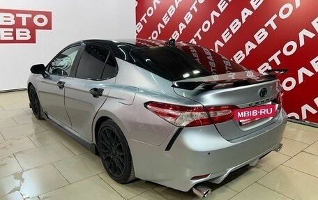 Toyota Camry, 2020 год, 2 950 000 рублей, 4 фотография