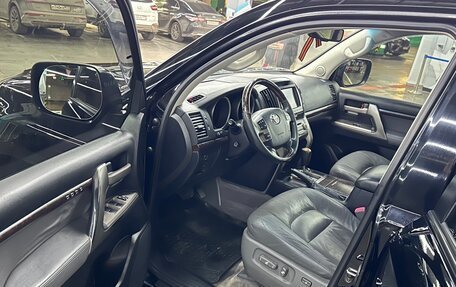 Toyota Land Cruiser 200, 2010 год, 3 100 000 рублей, 9 фотография