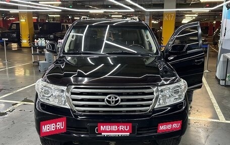 Toyota Land Cruiser 200, 2010 год, 3 100 000 рублей, 6 фотография