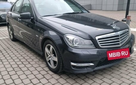 Mercedes-Benz C-Класс, 2011 год, 1 880 000 рублей, 2 фотография