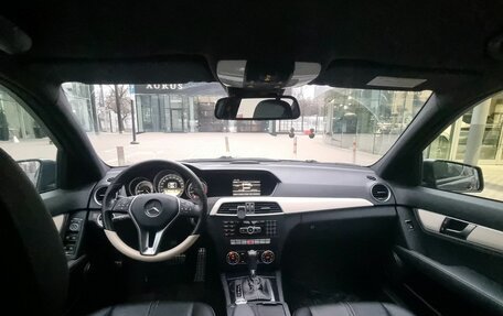 Mercedes-Benz C-Класс, 2011 год, 1 880 000 рублей, 7 фотография