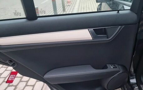 Mercedes-Benz C-Класс, 2011 год, 1 880 000 рублей, 15 фотография
