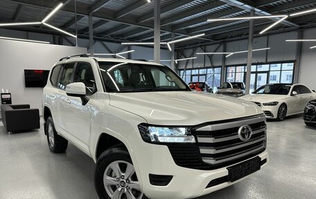 Toyota Land Cruiser, 2022 год, 12 500 000 рублей, 2 фотография