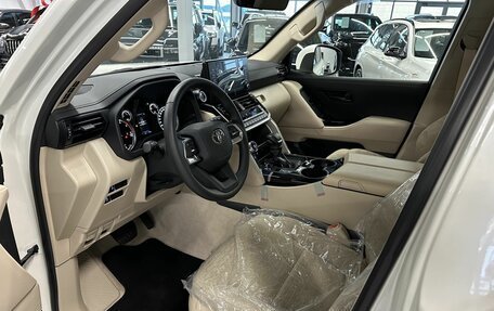 Toyota Land Cruiser, 2022 год, 12 500 000 рублей, 18 фотография