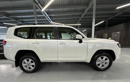 Toyota Land Cruiser, 2022 год, 12 500 000 рублей, 9 фотография