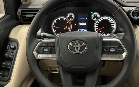 Toyota Land Cruiser, 2022 год, 12 500 000 рублей, 14 фотография