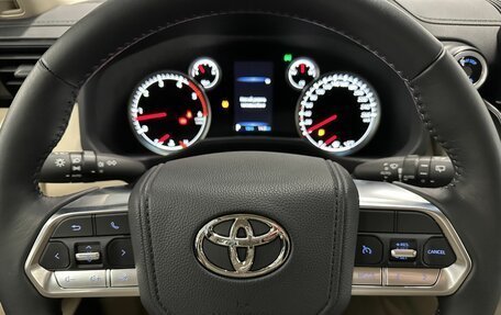 Toyota Land Cruiser, 2022 год, 12 500 000 рублей, 15 фотография