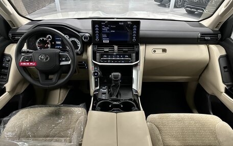 Toyota Land Cruiser, 2022 год, 12 500 000 рублей, 10 фотография