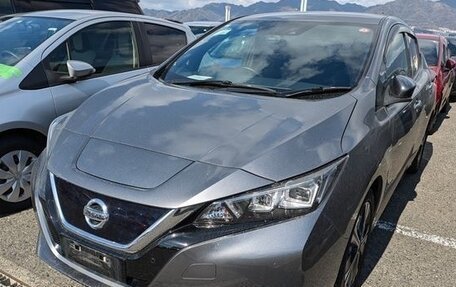 Nissan Leaf II, 2018 год, 1 350 000 рублей, 2 фотография