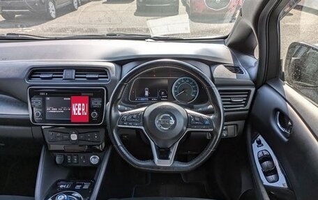Nissan Leaf II, 2018 год, 1 350 000 рублей, 8 фотография
