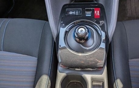 Nissan Leaf II, 2018 год, 1 350 000 рублей, 13 фотография
