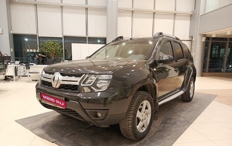 Renault Duster I рестайлинг, 2017 год, 1 384 000 рублей, 1 фотография