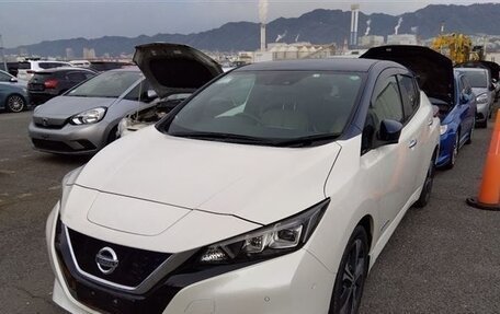 Nissan Leaf II, 2018 год, 1 320 000 рублей, 1 фотография