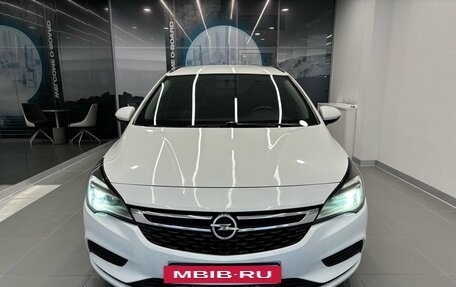 Opel Astra K, 2018 год, 1 175 000 рублей, 2 фотография