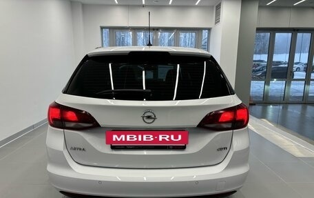 Opel Astra K, 2018 год, 1 175 000 рублей, 5 фотография