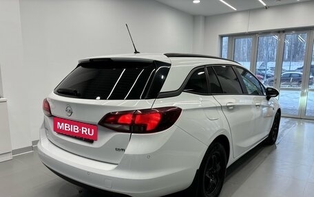 Opel Astra K, 2018 год, 1 175 000 рублей, 4 фотография