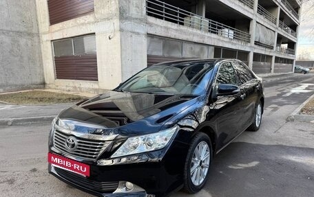 Toyota Camry, 2014 год, 1 800 000 рублей, 13 фотография