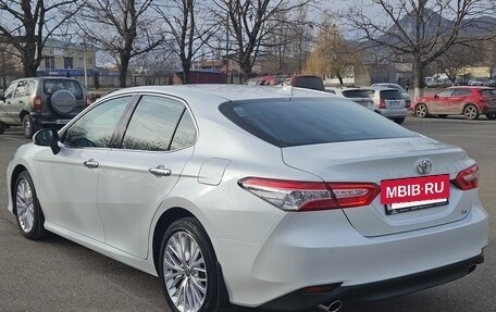 Toyota Camry, 2020 год, 3 340 000 рублей, 3 фотография