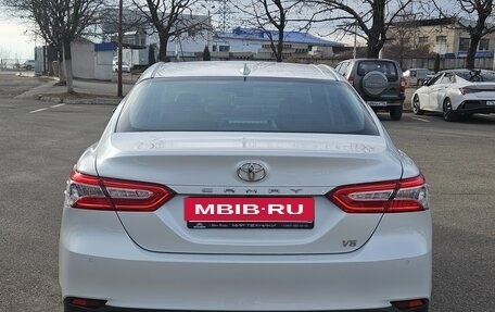 Toyota Camry, 2020 год, 3 340 000 рублей, 4 фотография