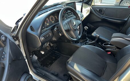 Chevrolet Niva I рестайлинг, 2013 год, 800 000 рублей, 10 фотография