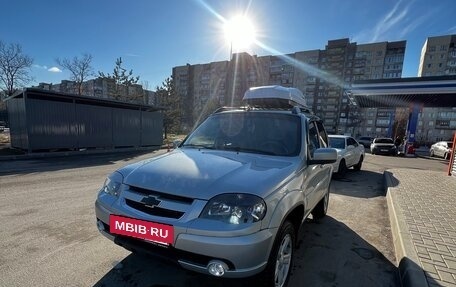 Chevrolet Niva I рестайлинг, 2013 год, 800 000 рублей, 6 фотография