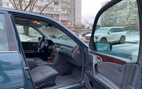 Mercedes-Benz E-Класс, 1999 год, 375 000 рублей, 10 фотография