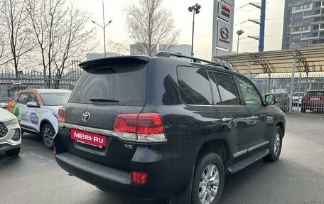 Toyota Land Cruiser 200, 2016 год, 5 599 000 рублей, 3 фотография